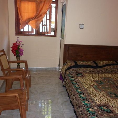 Seetha'S Hostel Negombo Esterno foto