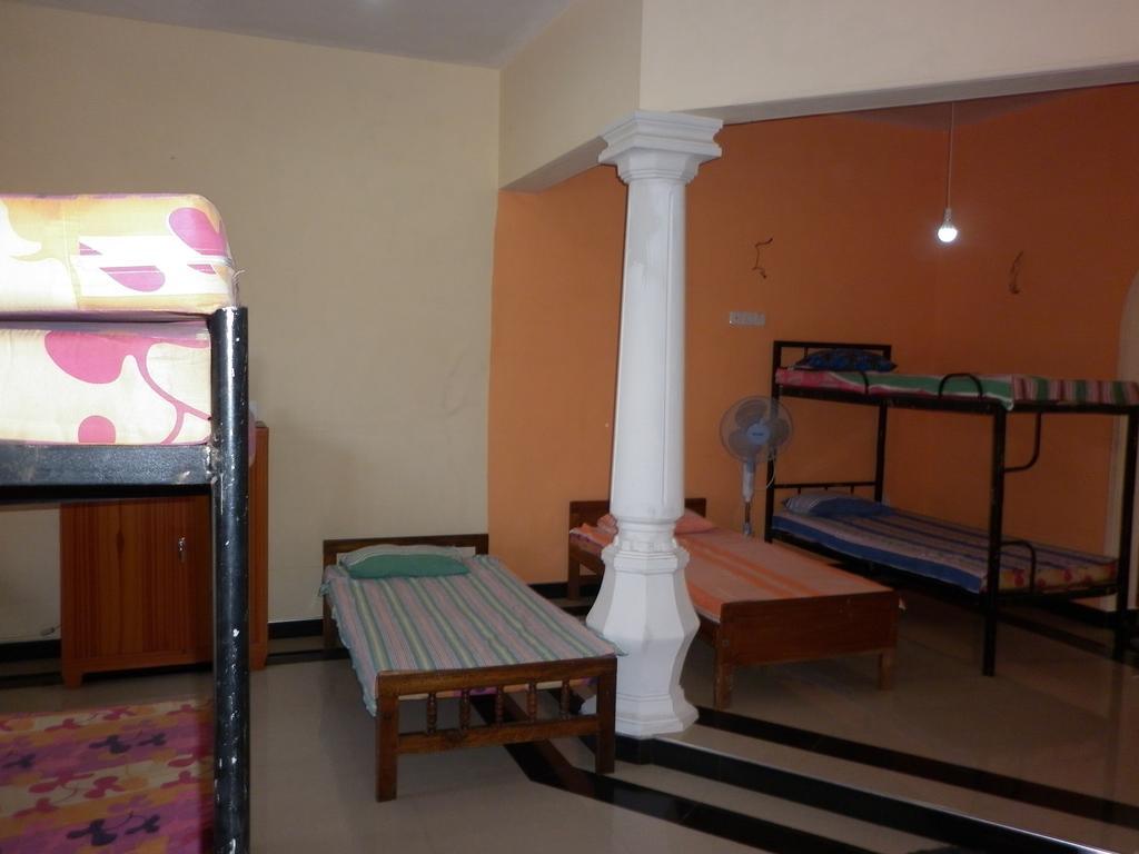 Seetha'S Hostel Negombo Camera foto