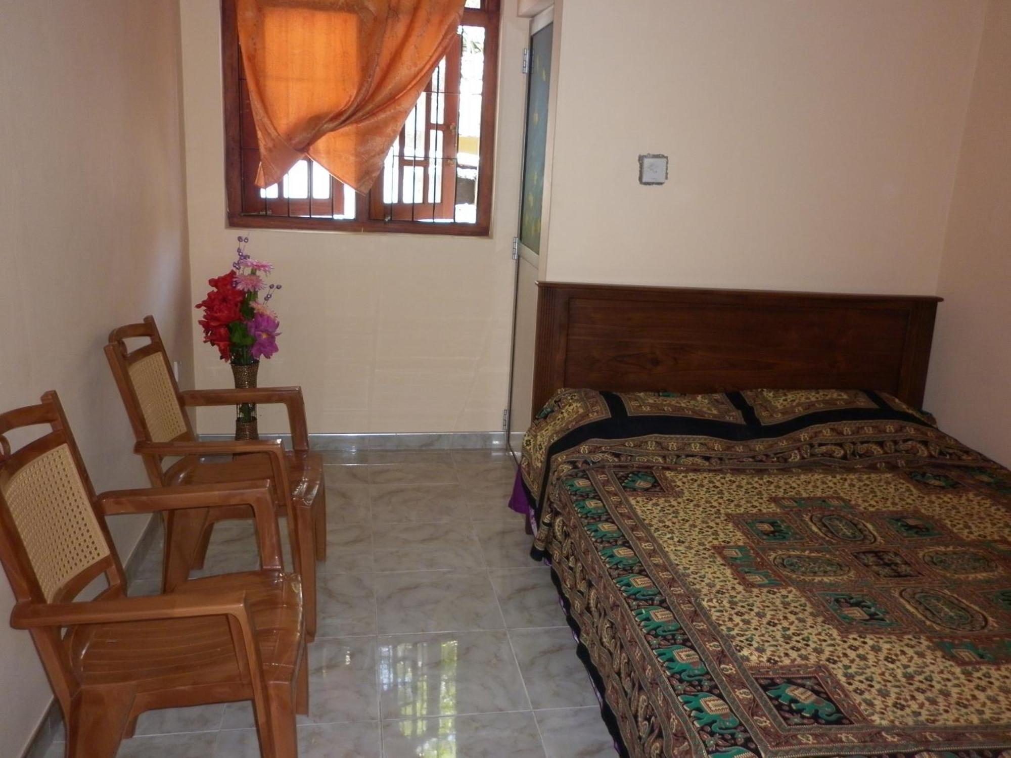 Seetha'S Hostel Negombo Esterno foto
