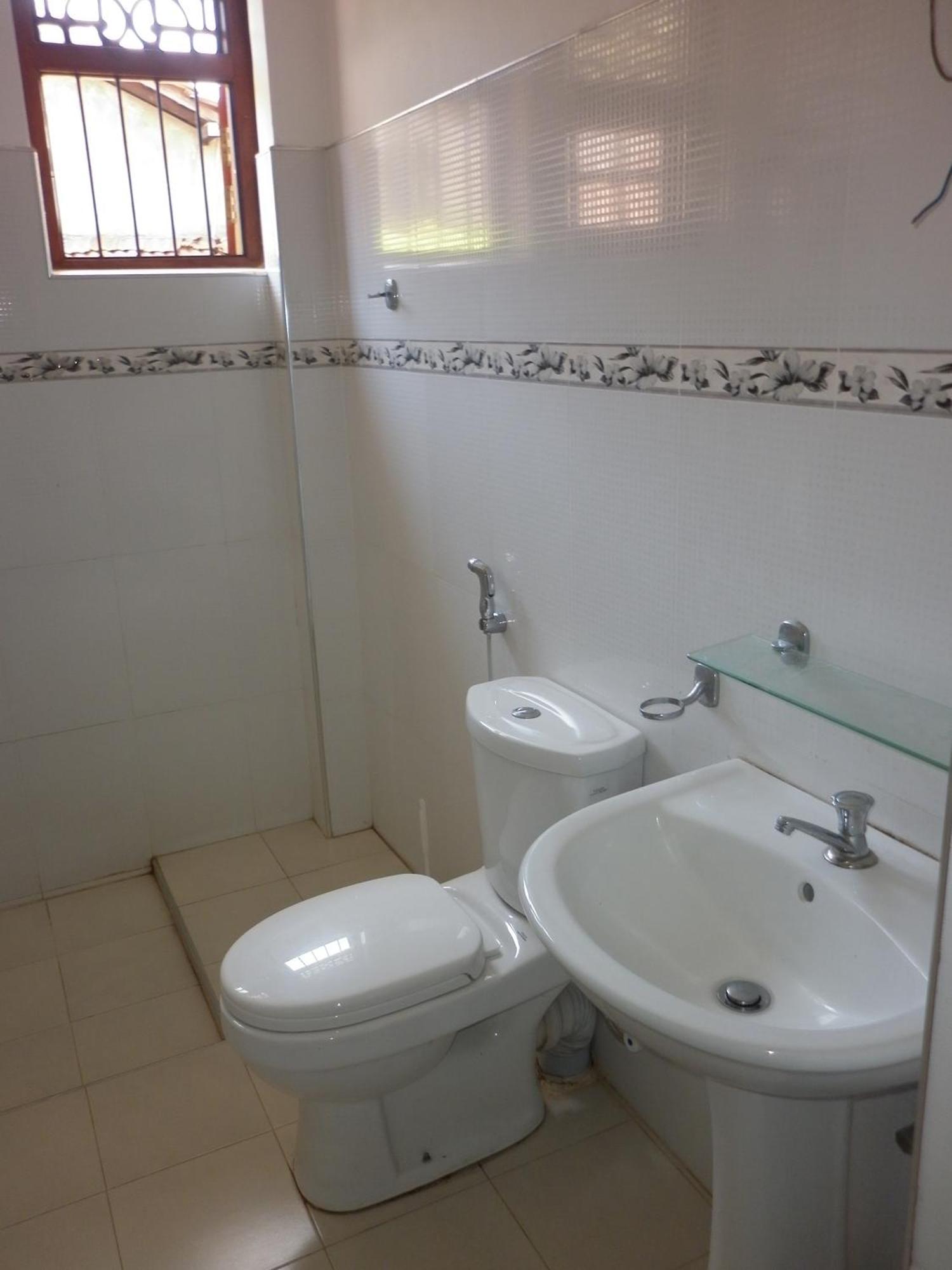 Seetha'S Hostel Negombo Esterno foto